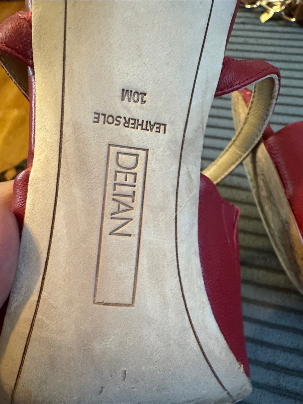 Detan Red Chain-Detail Slip-On Mules - Picture 4 of 6
